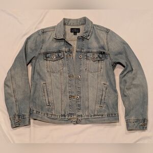 Lucky Brand Women's Embroidered Light Wash Classic Denim Jean Jacket Size Small